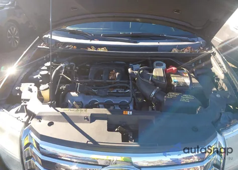 2008 Ford Taurus X Limited из США, поврежденный, VIN 1FMDK06W88GA09146